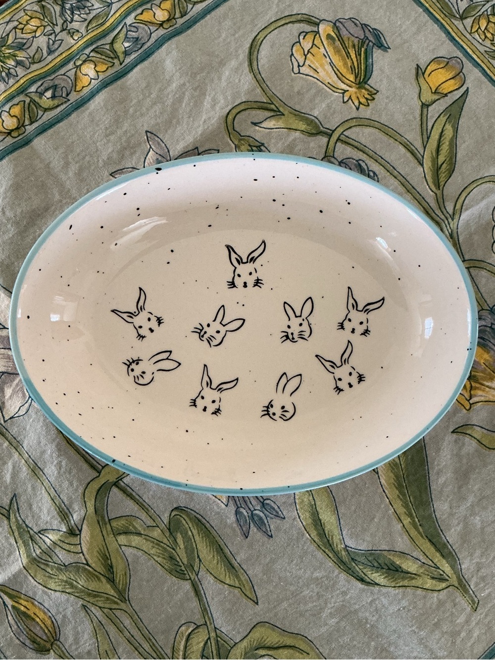 Meritage Bunny Rabbit Speckled Oval Dish with Blue Trim